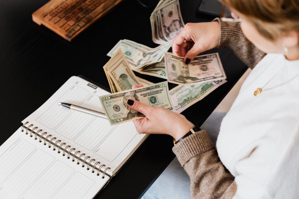 Smart Money Management Tips for UK Households